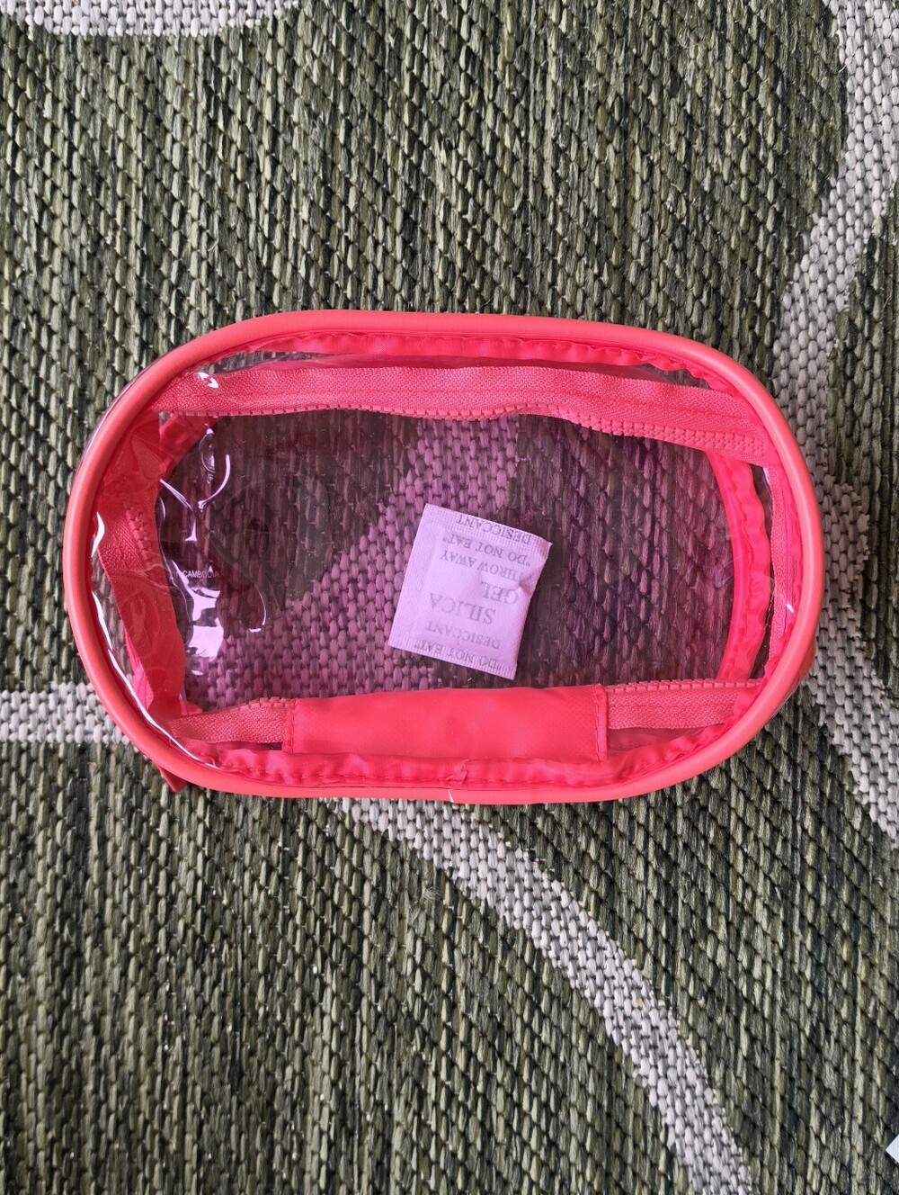 Makeup Bag & Sample Bundle - Picture 7 of 9